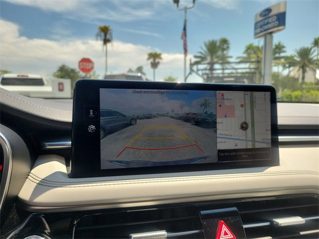 Used 2024 Genesis G70 2.5T image 26