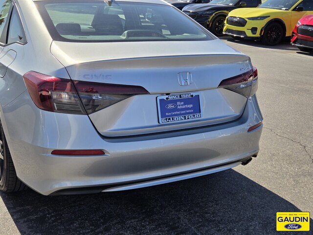 Used 2025 Honda Civic Sport image 9