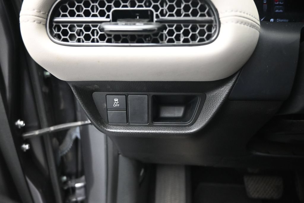 Used 2024 Honda HR-V LX image 11