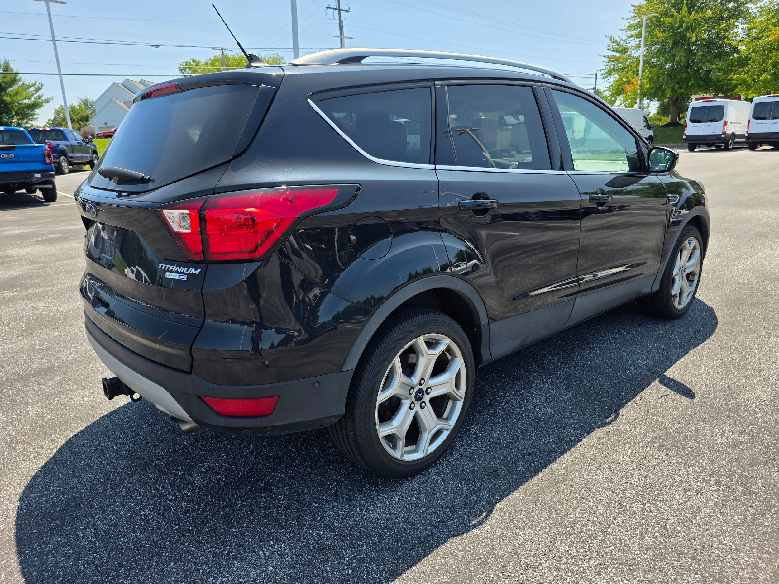 Certified 2019 Ford Escape Titanium AWD/4WD image 5