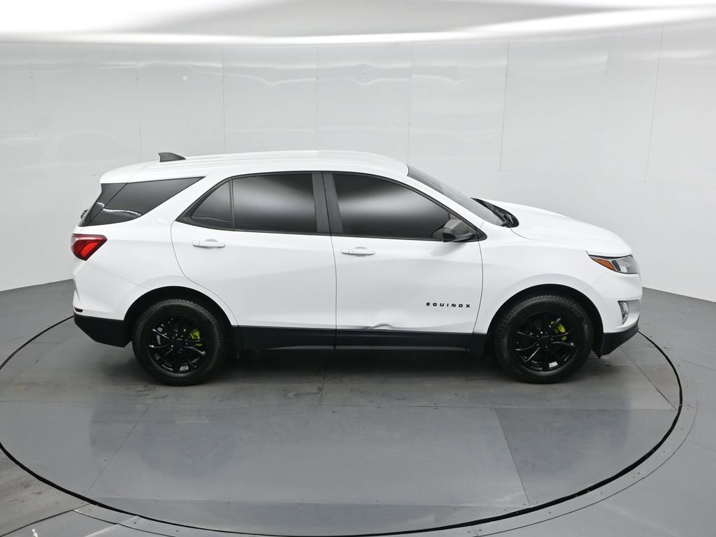 Used 2021 Chevrolet Equinox LS w/ LS Convenience Package image 8