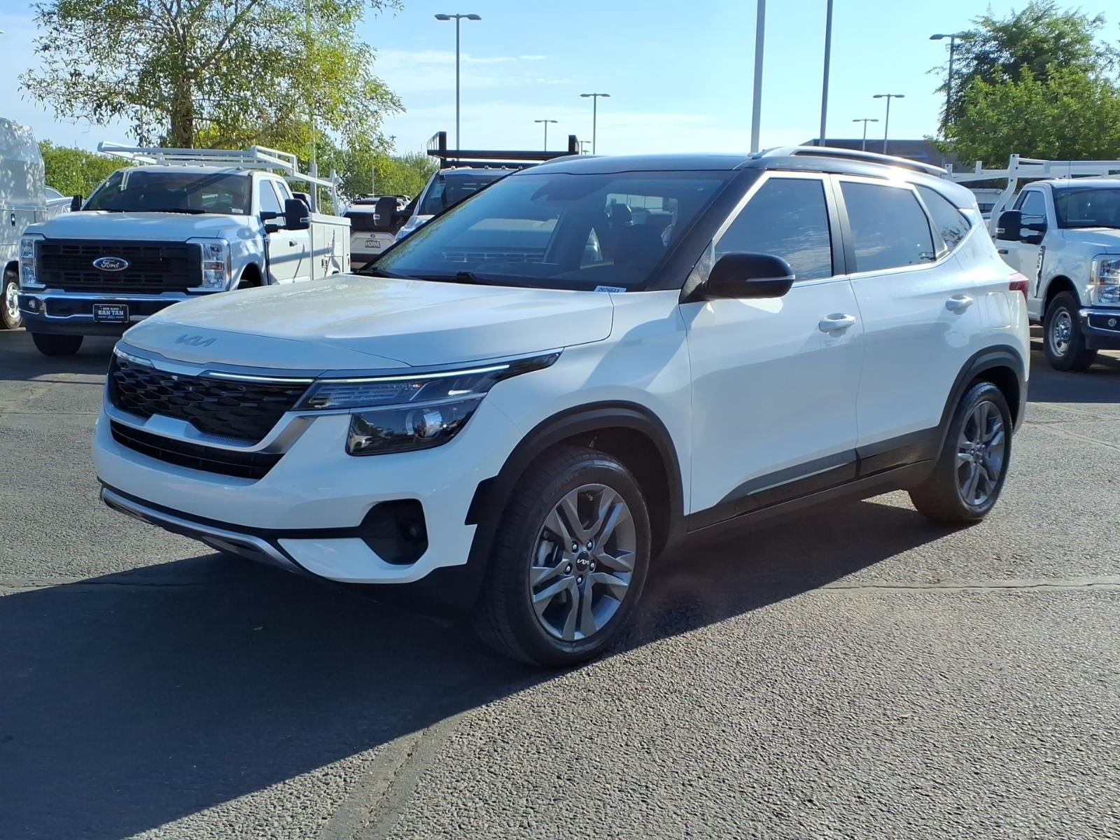 Used 2022 Kia Seltos S FWD image 7