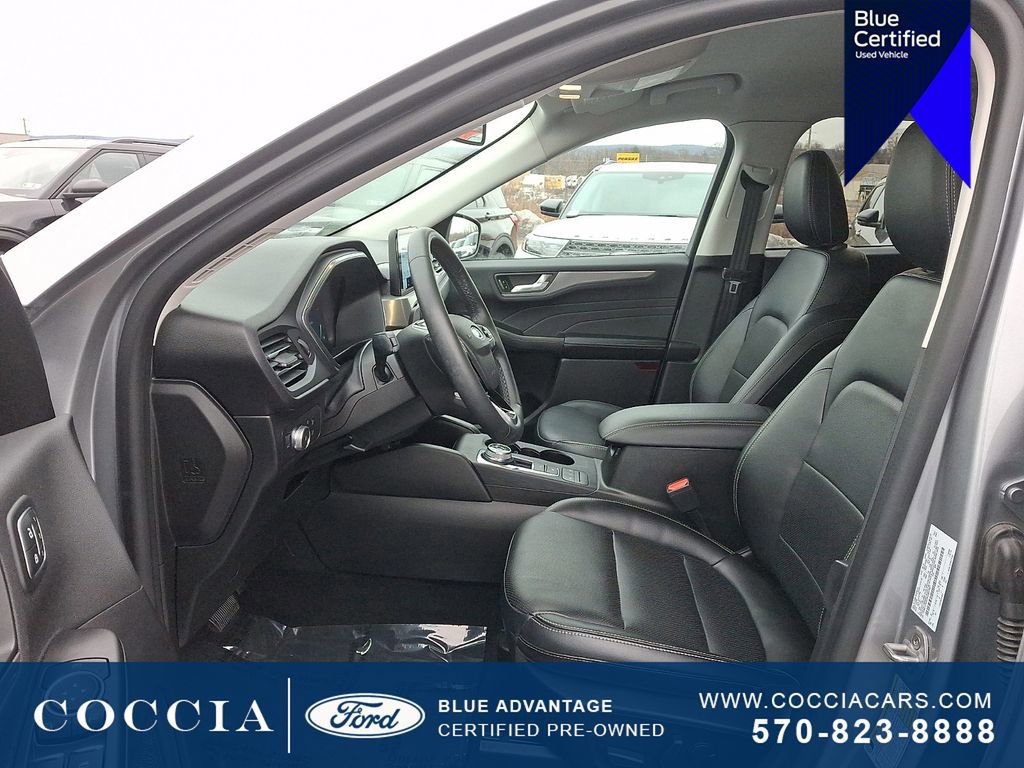 Certified 2022 Ford Escape Titanium image 13