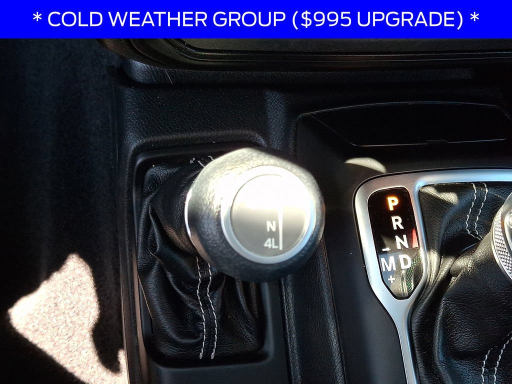 Used 2019 Jeep Wrangler Unlimited Sahara w/ Dual Top Group AWD/4WD image 24