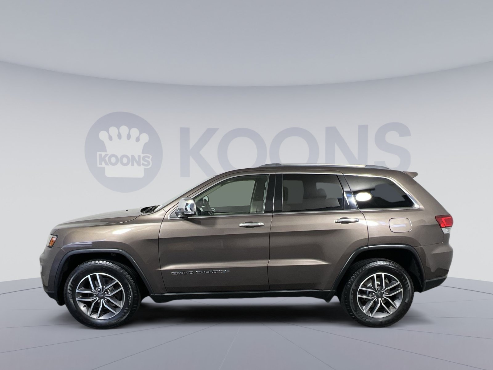Used 2020 Jeep Grand Cherokee Limited w/ Premium Lighting Group AWD/4WD image 7