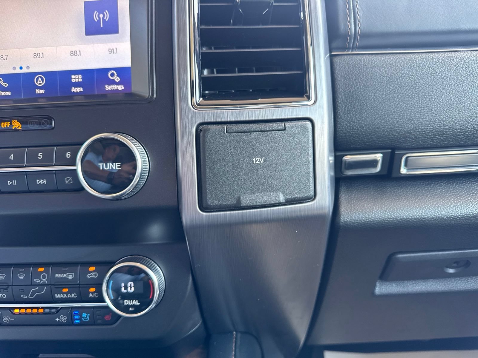 Certified 2020 Ford Expedition Platinum AWD/4WD image 37
