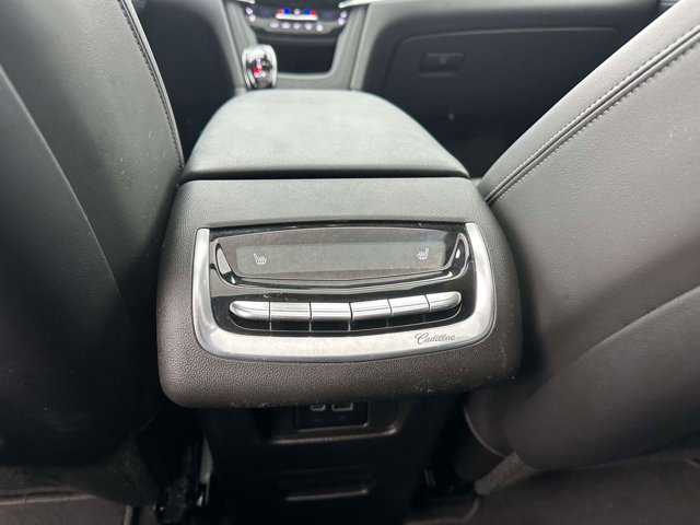 Used 2024 Cadillac XT6 Sport image 13