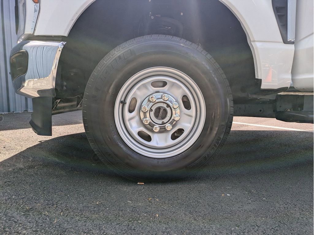Certified 2024 Ford F250 XL AWD/4WD image 26