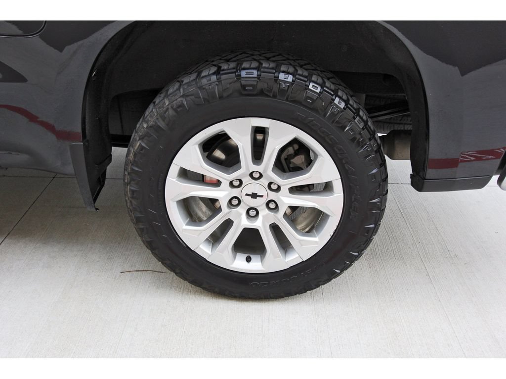 Used 2023 Chevrolet Silverado 1500 LTZ w/ LTZ Convenience Package II AWD/4WD image 29