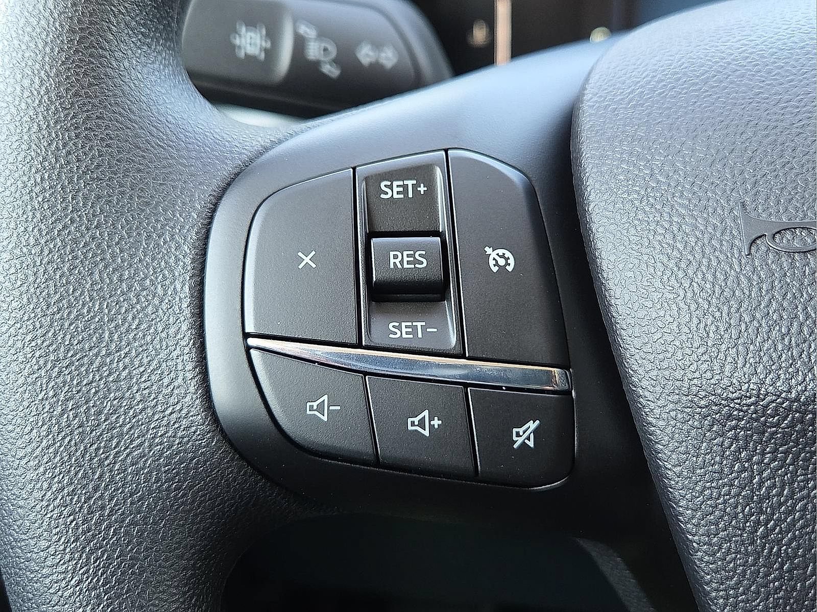 Certified 2026 Ford Maverick XL FWD image 18