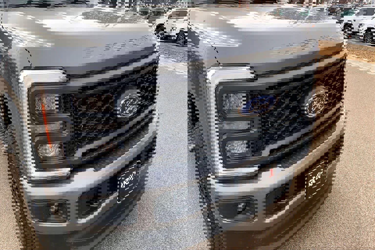 Certified 2023 Ford F250 Lariat w/ Sport Appearance Package image 29