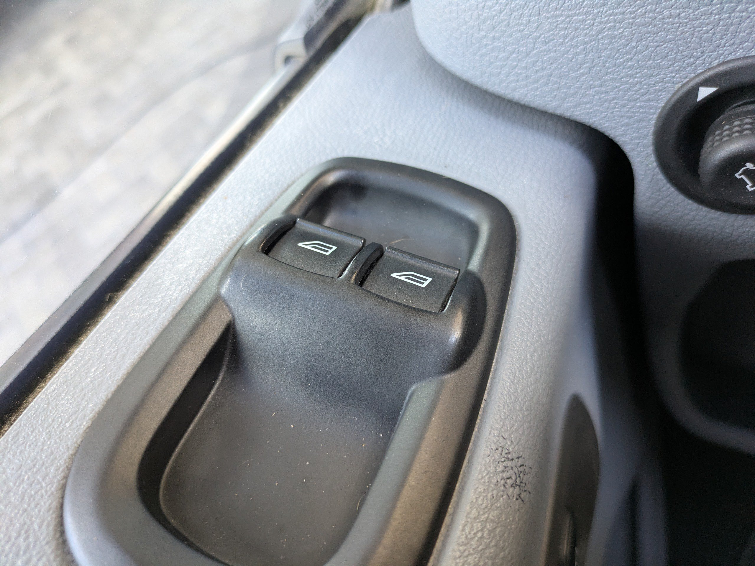 Certified 2019 Ford Transit 150 XL RWD image 22
