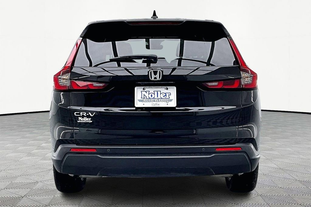 Used 2025 Honda CR-V EX-L image 3