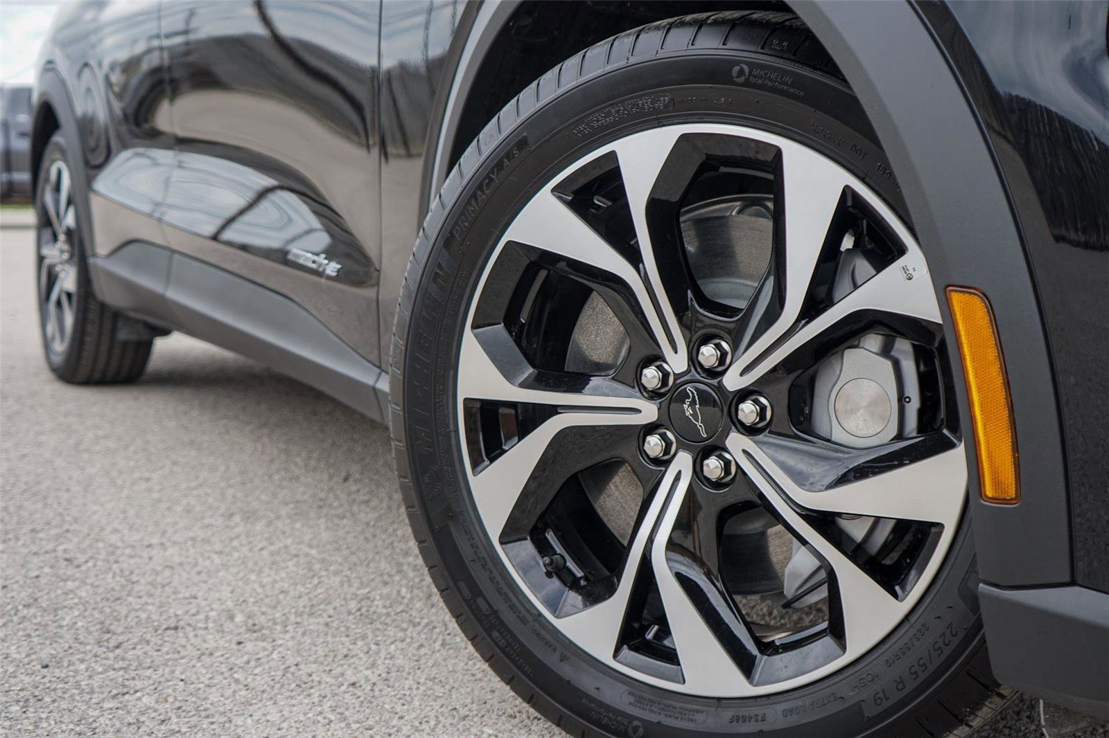 Certified 2025 Ford Mustang Mach-E Select image 7