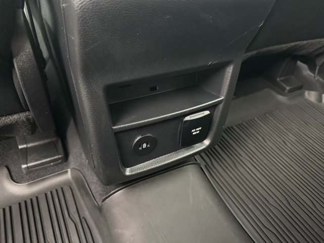 Certified 2024 Ford Edge SEL w/ Convenience Package image 13