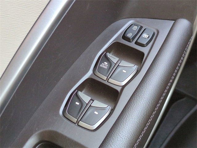 Used 2018 Hyundai Santa Fe Sport image 22