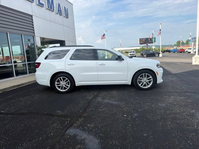 Used 2024 Dodge Durango GT RWD image 2
