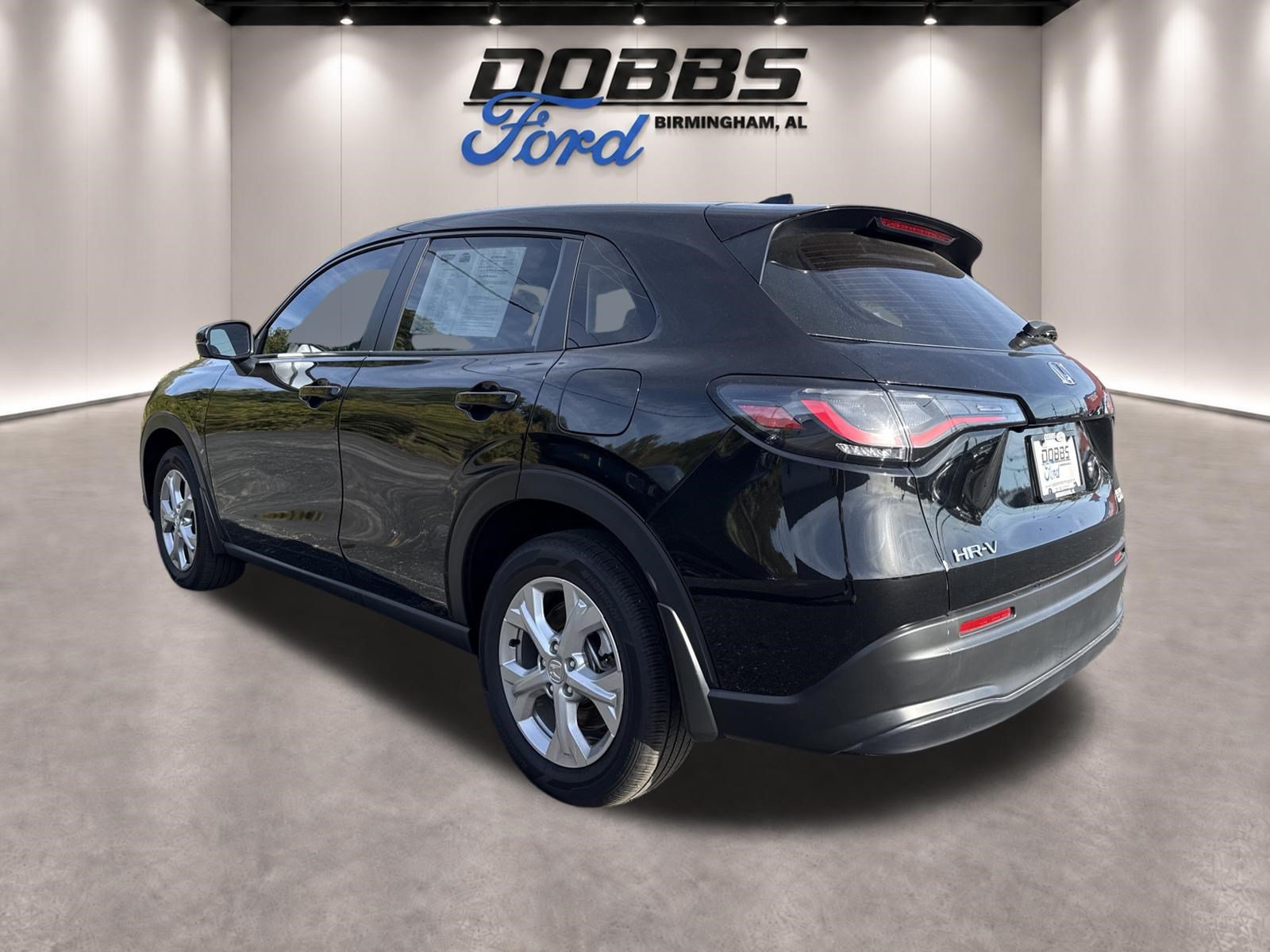 Used 2025 Honda HR-V LX image 7