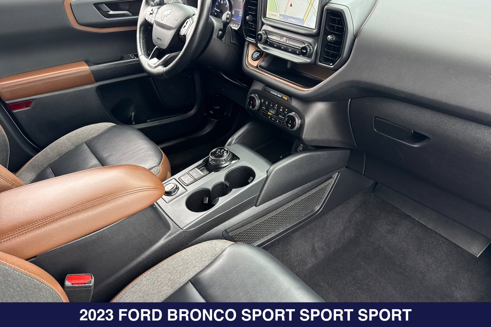 Certified 2023 Ford Bronco Sport Outer Banks w/ Tech Package AWD/4WD image 18