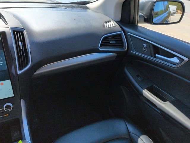 Certified 2022 Ford Edge SEL w/ Convenience Package image 17