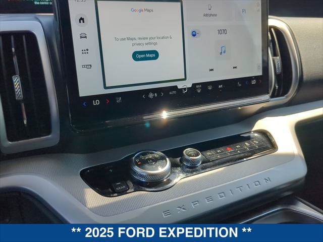 Certified 2025 Ford Expedition Max Active AWD/4WD image 15