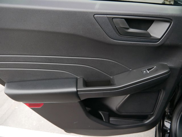 Certified 2022 Ford Escape SE w/ SE Sport Appearance Package image 13