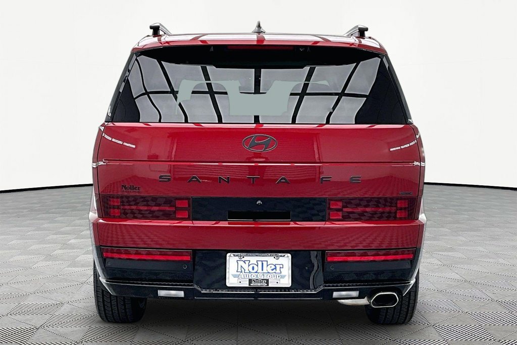 Used 2025 Hyundai Santa Fe Calligraphy AWD/4WD image 4