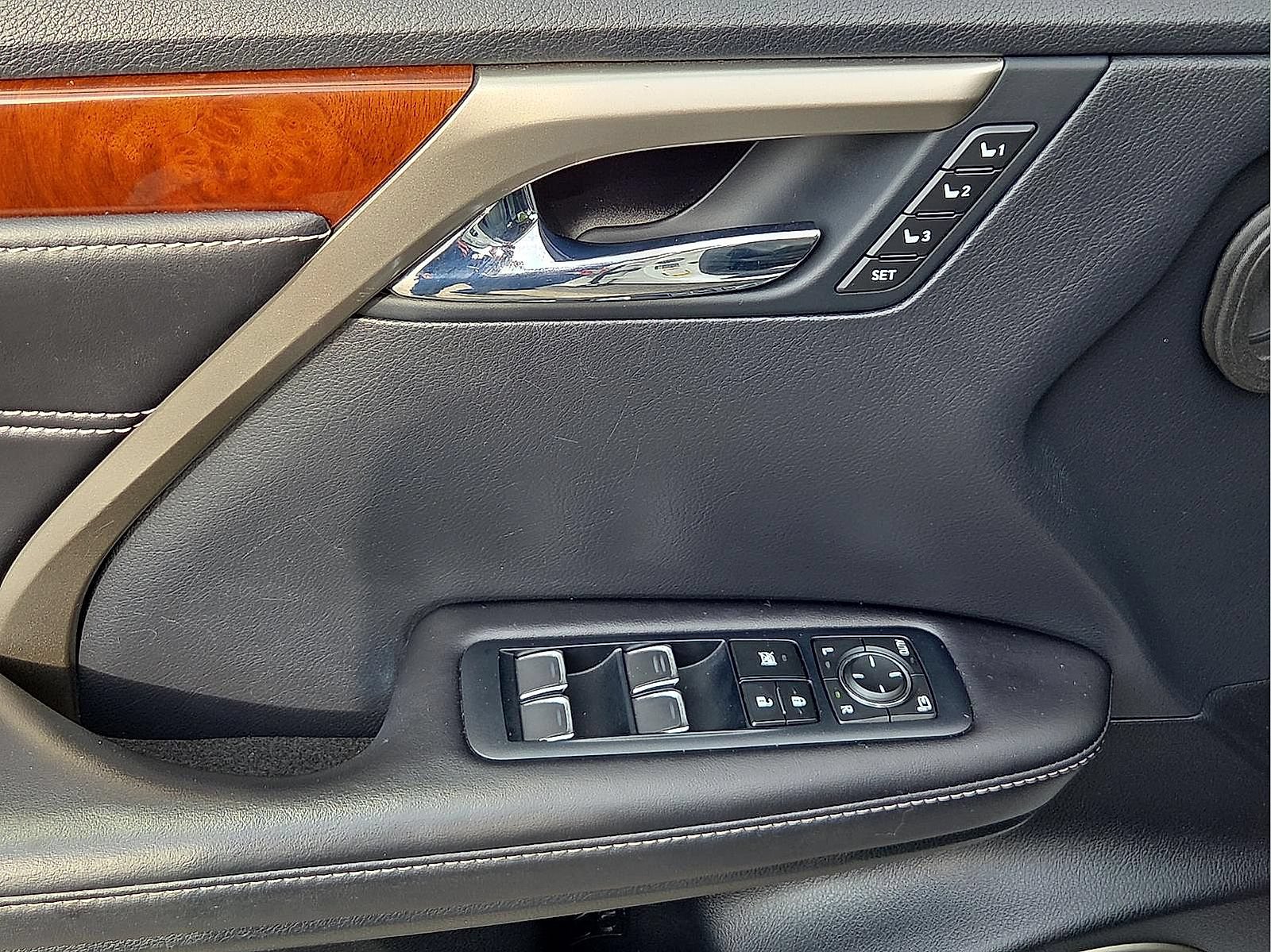 Used 2019 Lexus RX 350L AWD image 14