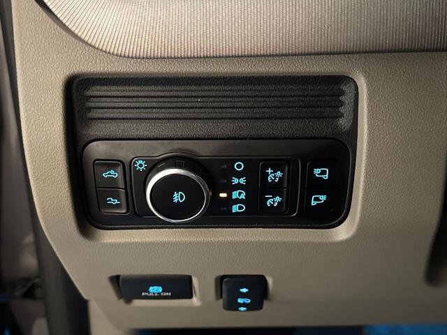 Certified 2025 Ford F350 Platinum w/ Platinum Plus Package image 21