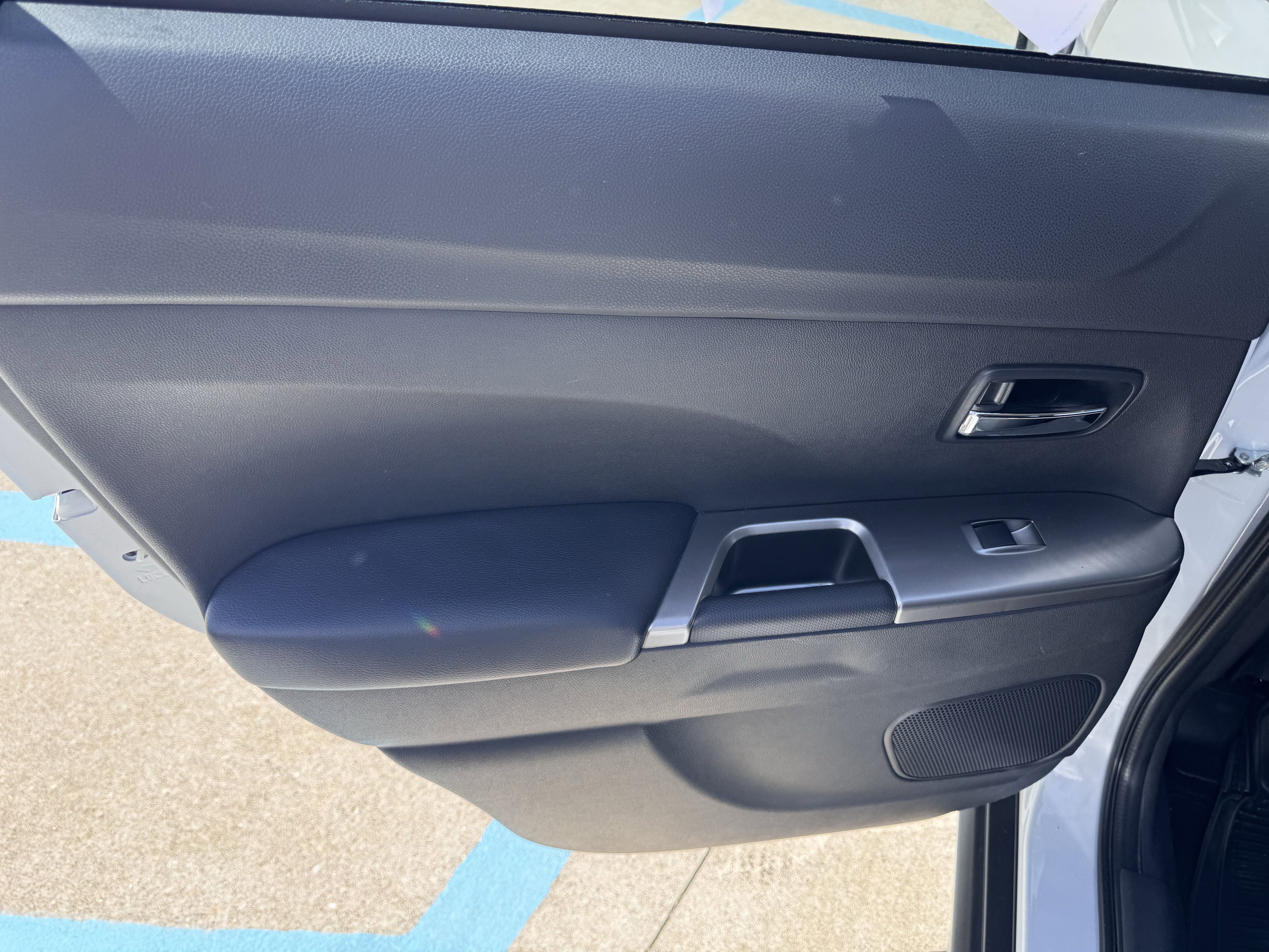 Used 2024 Mitsubishi Outlander Sport AWD image 29