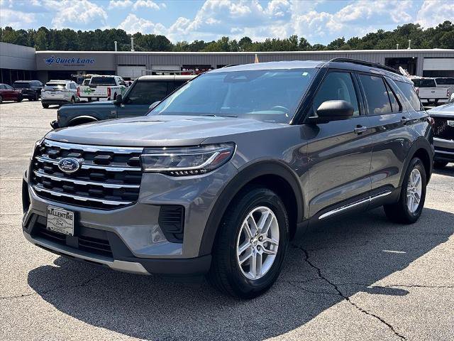 Certified 2025 Ford Explorer Active RWD image 9