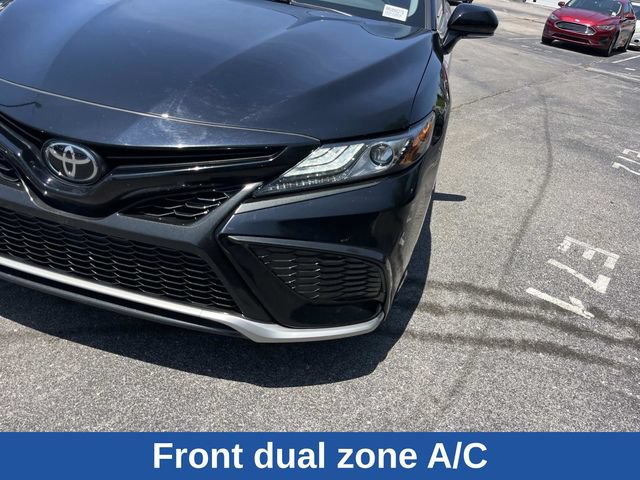 Used 2024 Toyota Camry XSE FWD image 11