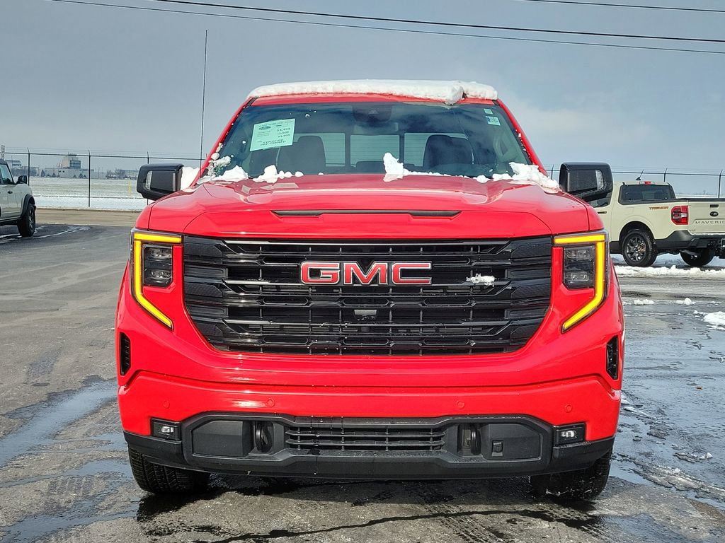 Used 2025 GMC Sierra 1500 Elevation w/ Preferred Package image 2
