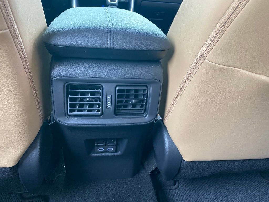 Used 2024 Toyota RAV4 Limited image 23