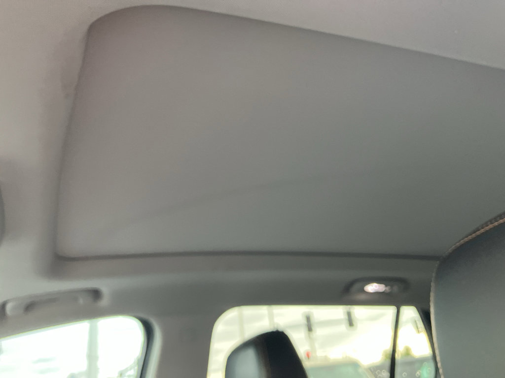 Used 2020 GMC Terrain SLT w/ Preferred Package image 26