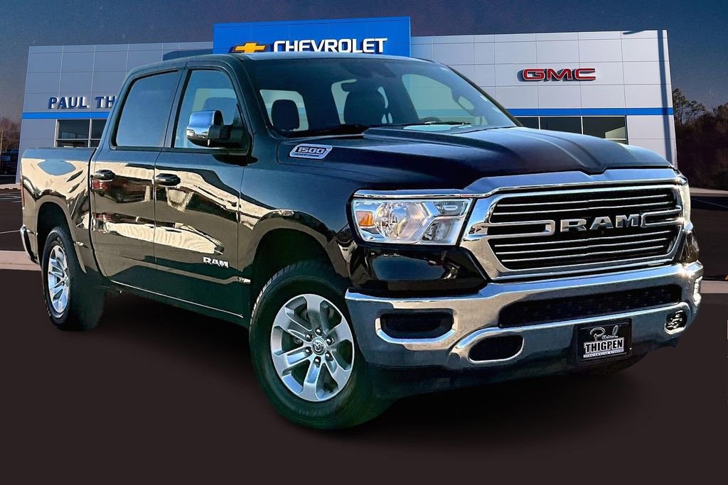 Used 2024 RAM 1500 Laramie AWD/4WD image 1