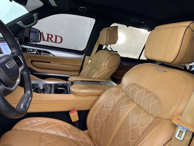 Used 2022 Jeep Grand Wagoneer Series III image 11