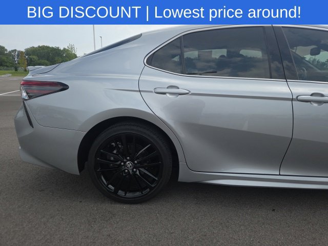 Used 2024 Toyota Camry XSE FWD image 8