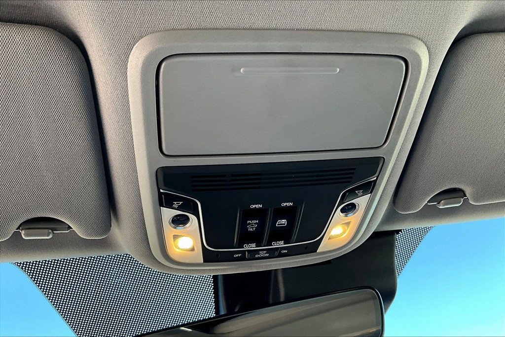 Used 2022 Honda Ridgeline RTL-E image 18