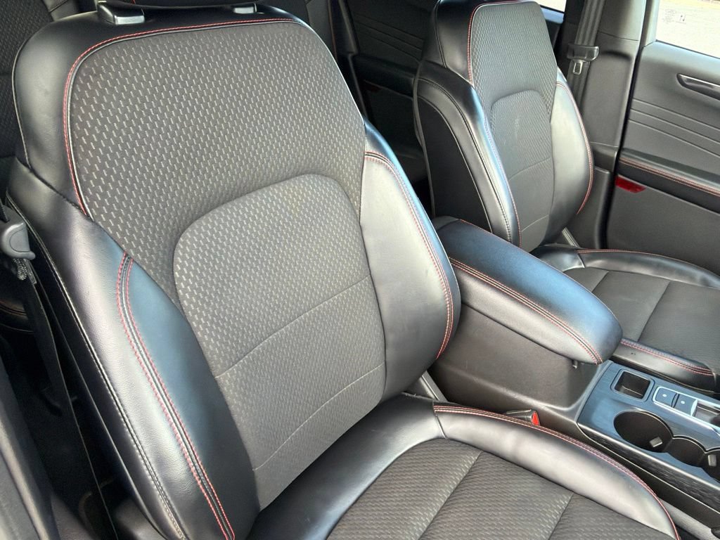 Certified 2023 Ford Escape ST-Line w/ Tech Pack #1 FWD image 12