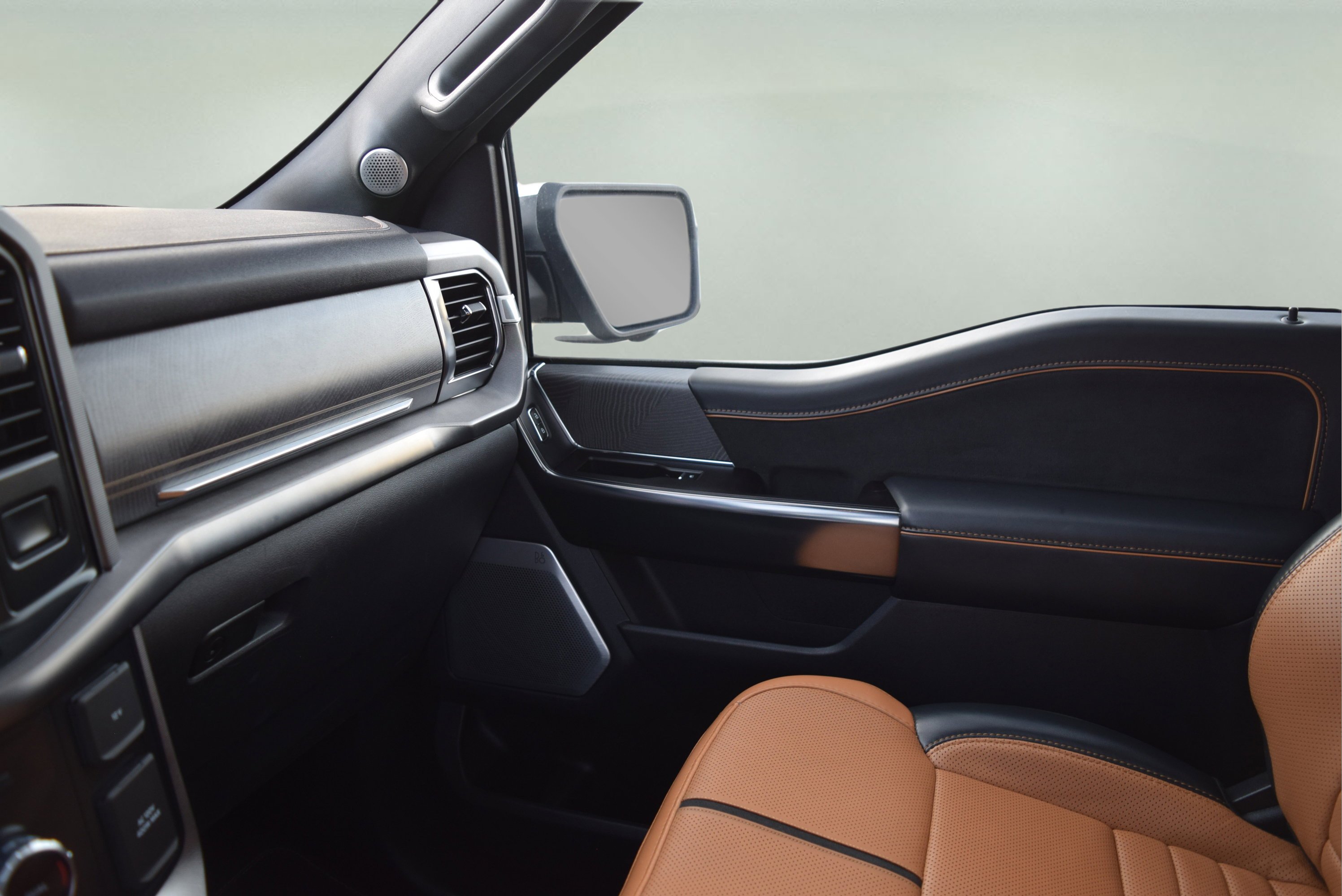 Certified 2023 Ford F150 Platinum w/ Equipment Group 701A High image 17