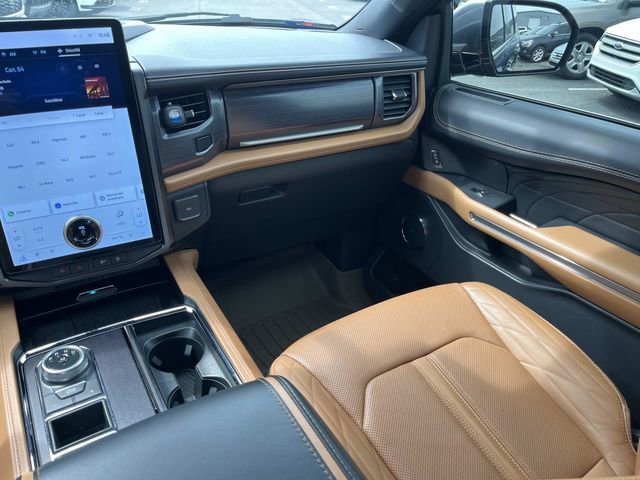 Certified 2022 Ford Expedition Max Platinum RWD image 20