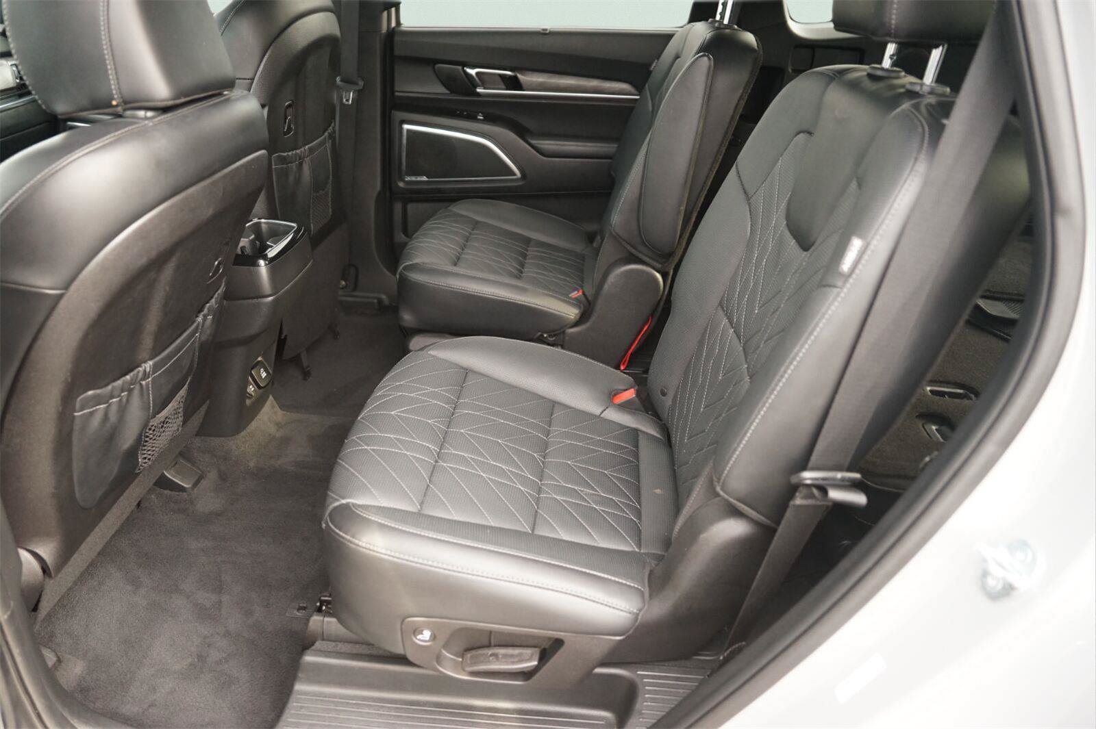 Used 2024 Kia Telluride SX Prestige X-Pro AWD/4WD image 13