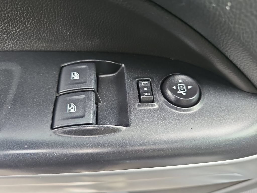 Used 2022 Chevrolet Colorado ZR2 AWD/4WD image 27