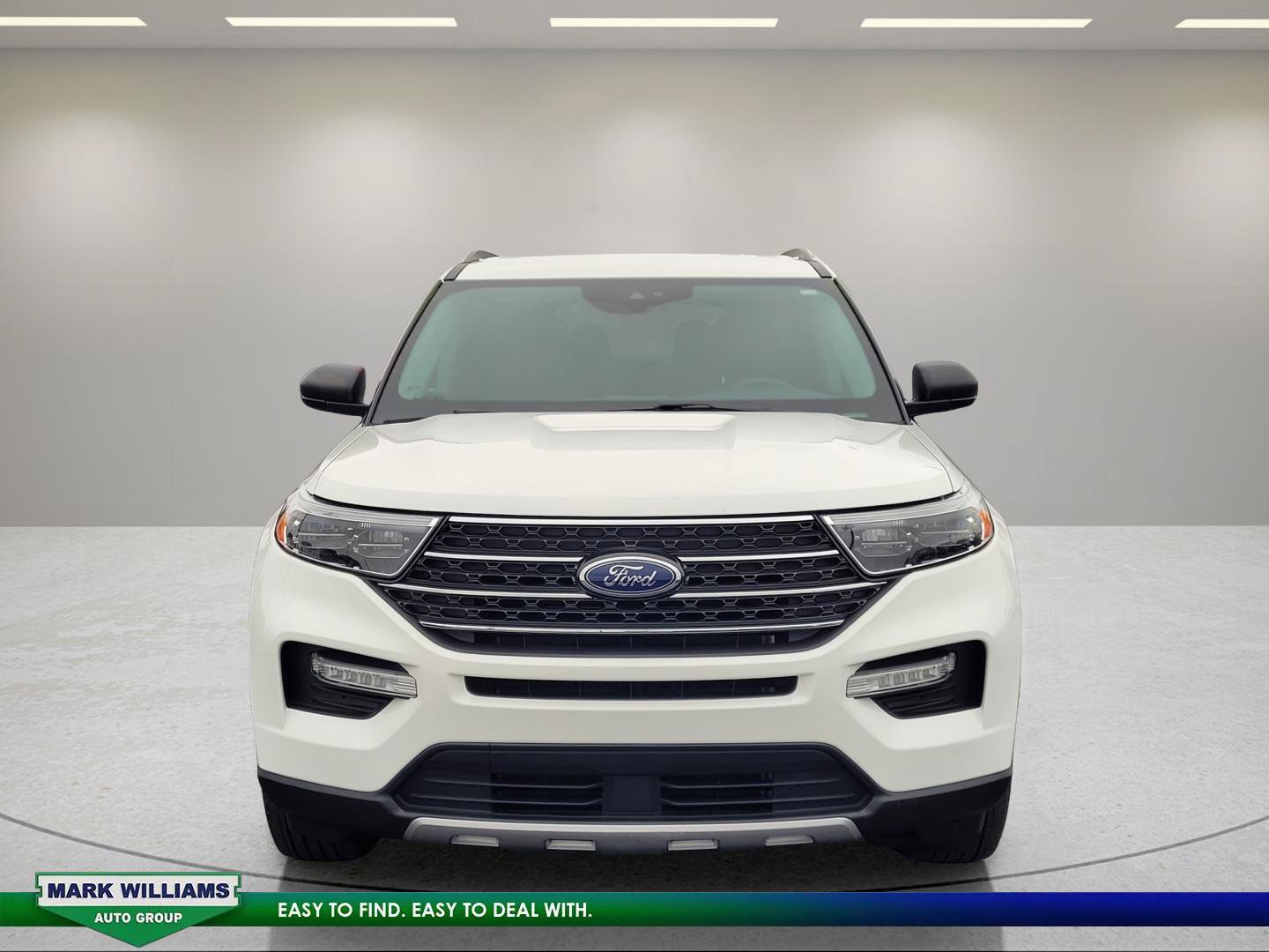 Certified 2022 Ford Explorer XLT w/ Equipment Group 202A AWD/4WD image 9