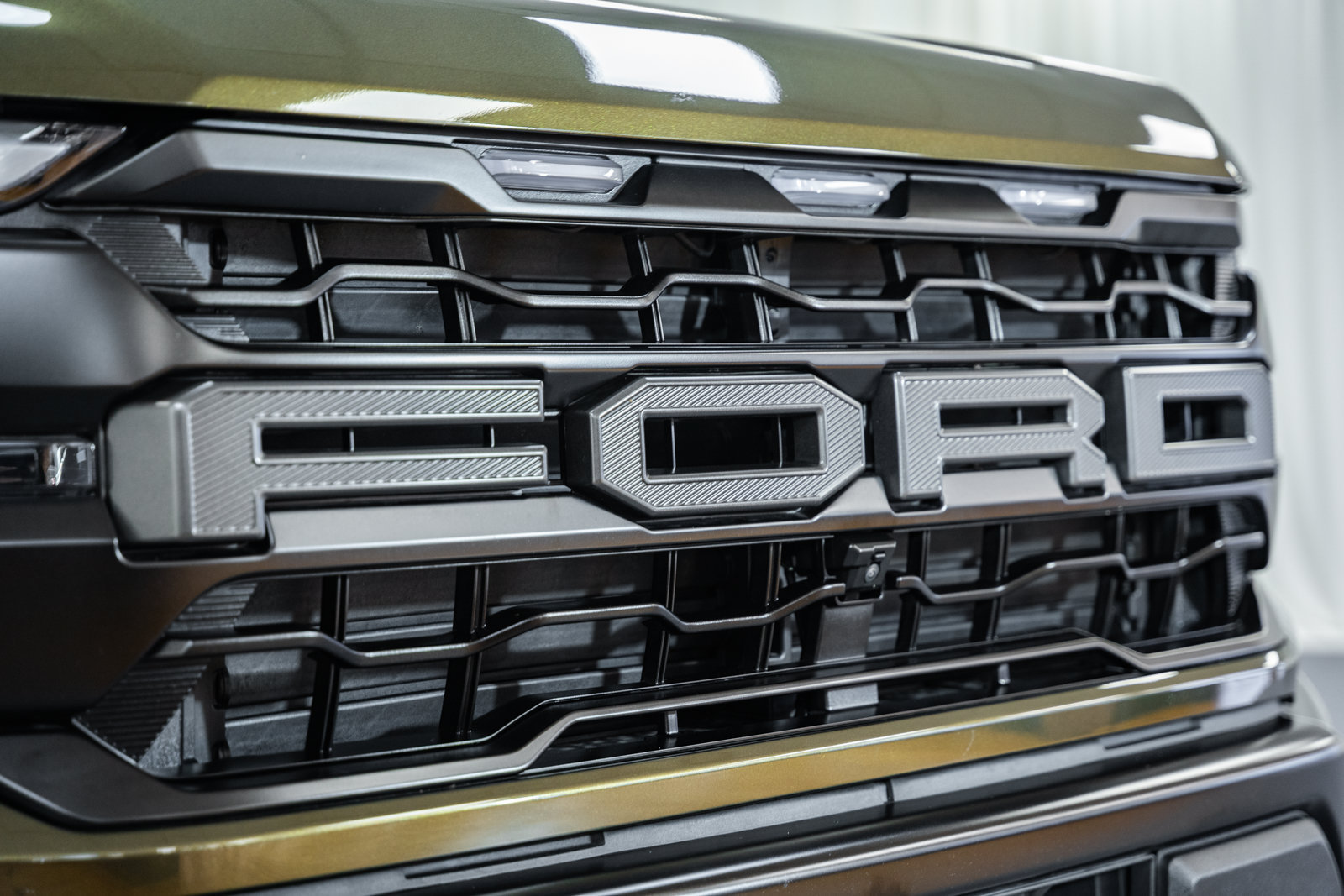 Certified 2025 Ford F150 Raptor AWD/4WD image 13