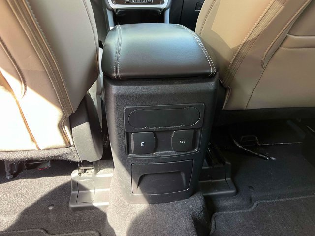 Certified 2024 Ford Explorer XLT w/ Equipment Group 202A RWD image 16