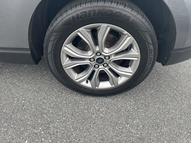 Certified 2024 Ford Edge Titanium AWD/4WD image 4