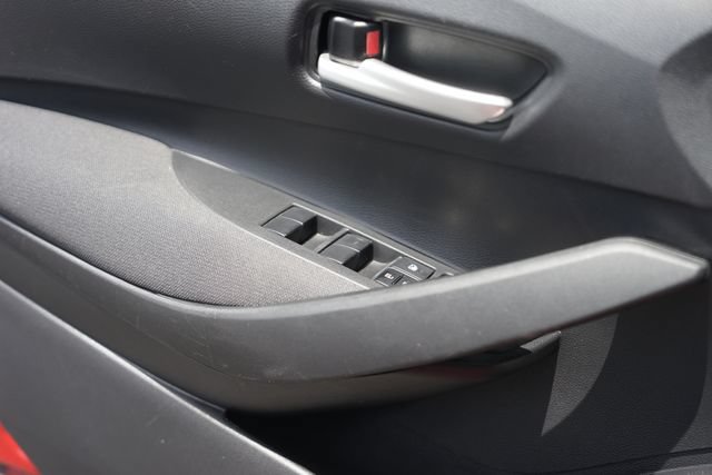 Used 2021 Toyota Corolla LE FWD image 29