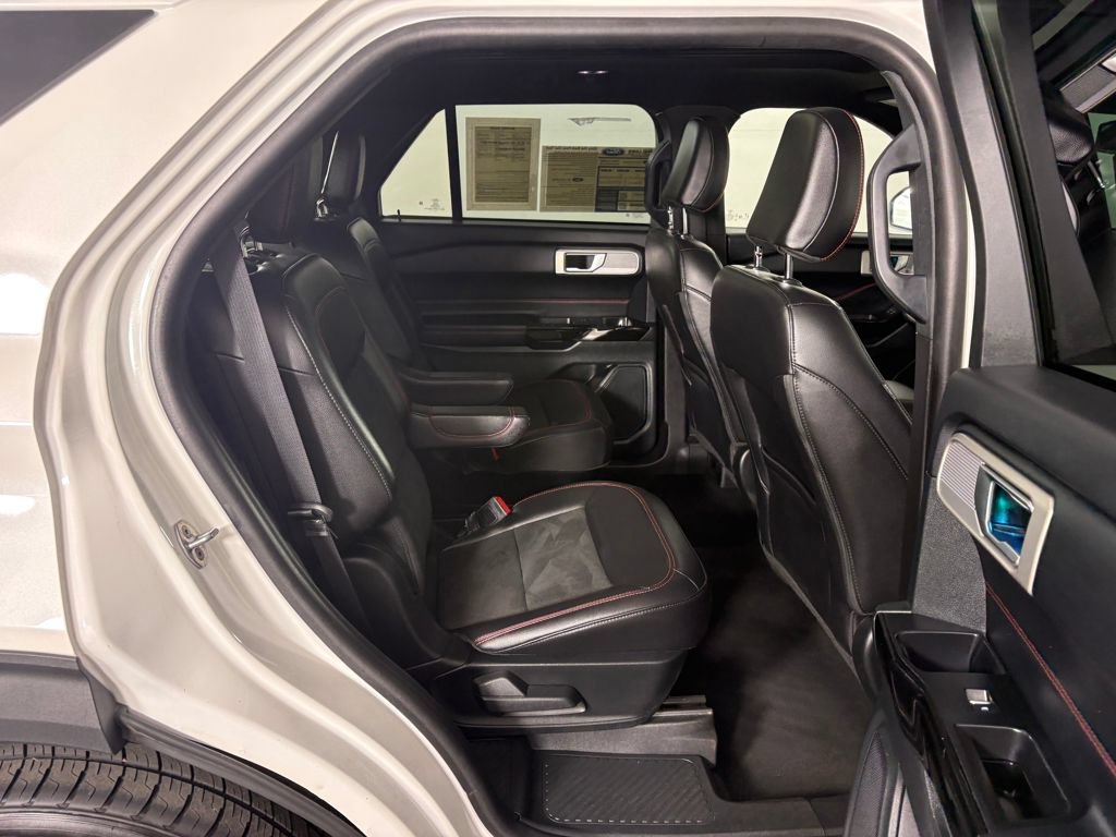 Certified 2023 Ford Explorer ST-Line w/ Class IV Trailer Tow Package AWD/4WD image 37